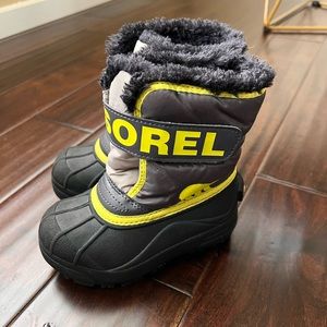Toddler Sorel Snow Boots Size 9